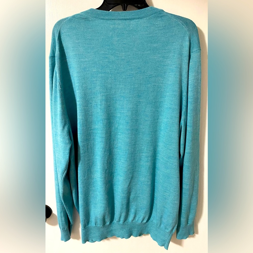 Vineyard vines Men’s Wool Blend V-neck Sweater - Picture 2 of 4